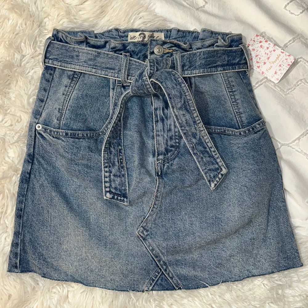 We the Free | NWT East of Eden Denim Mini Skirt Mid Indigo Belted Size 24